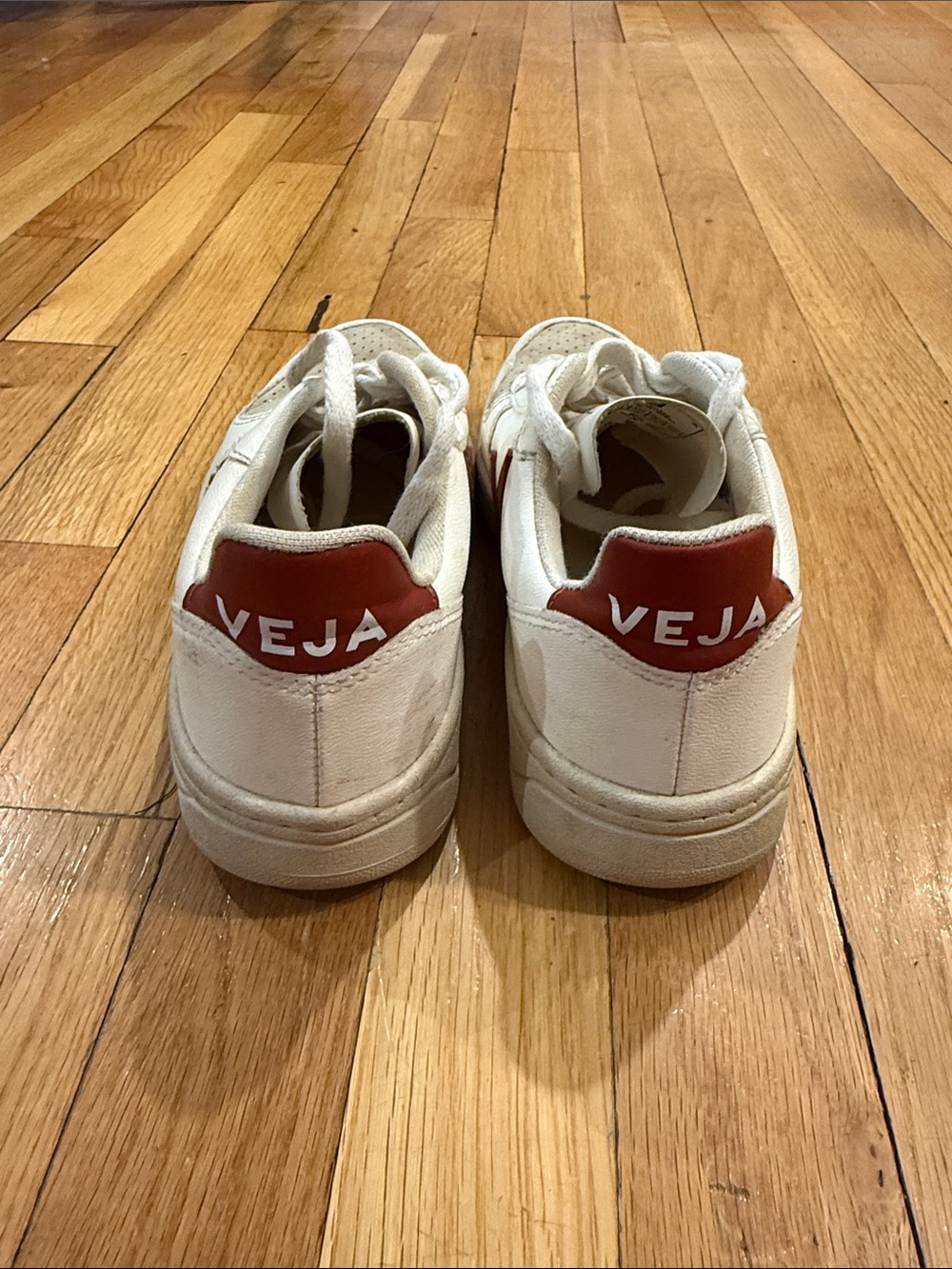 Veja V-10s White and Red Sneakers - Picture 2 of 4